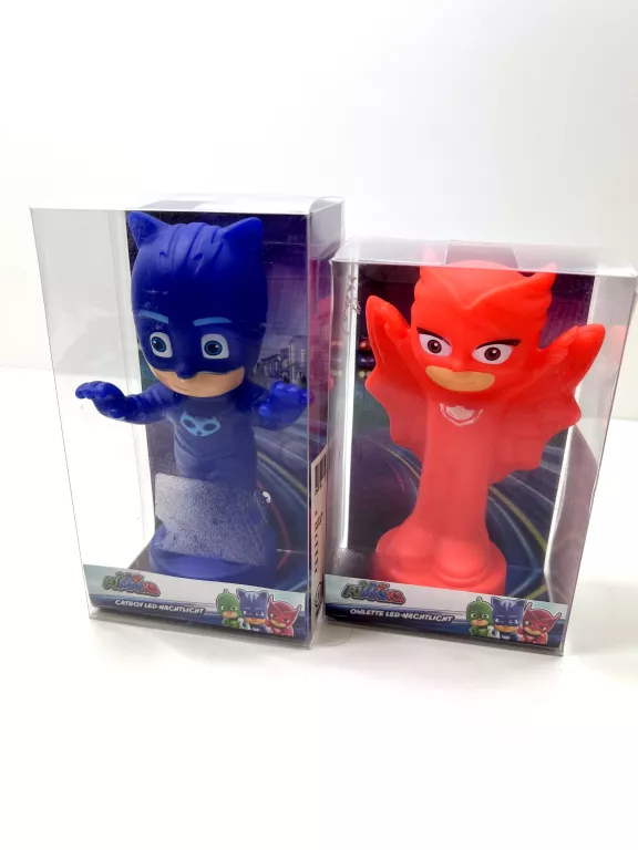 FIGURKA PJMASKS PIDŻAMERSI  ŚWIECĄCA / POWYSTAWOWA