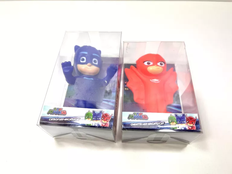 FIGURKA PJMASKS PIDŻAMERSI  ŚWIECĄCA / POWYSTAWOWA