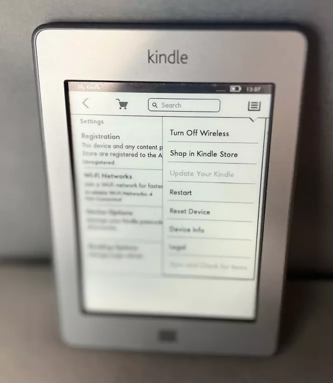 CZYTNIK E-BOOKÓW AMAZON KINDLE TOUCH 4 (D01200)