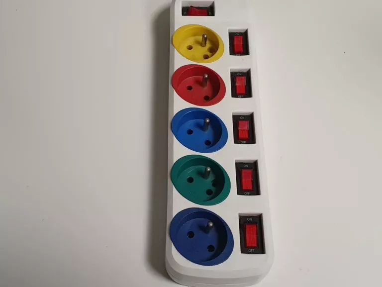 listwa-elektryczna-clarus-yl-605-stan-uzywany