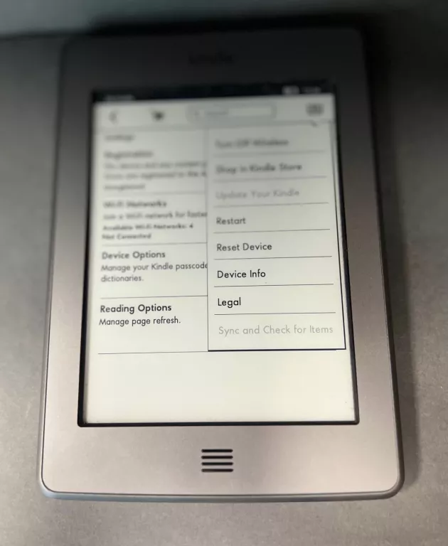 CZYTNIK E-BOOKÓW AMAZON KINDLE TOUCH 4 (D01200)