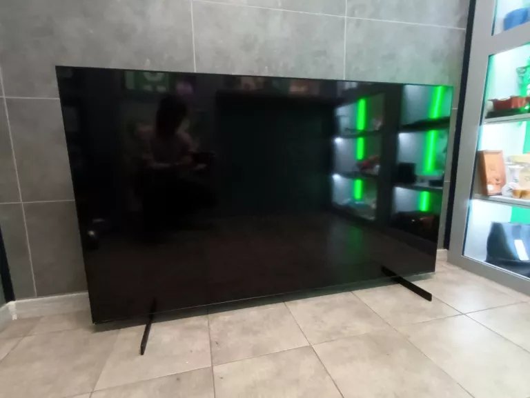 TELEWIZOR SAMSUNG UE70AU8072U 70CALI 4K SMART TV