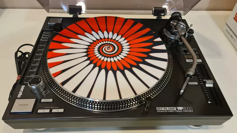 RELOOP GRAMOFON RP-8000 RP8000 IGŁA + POKRYWA