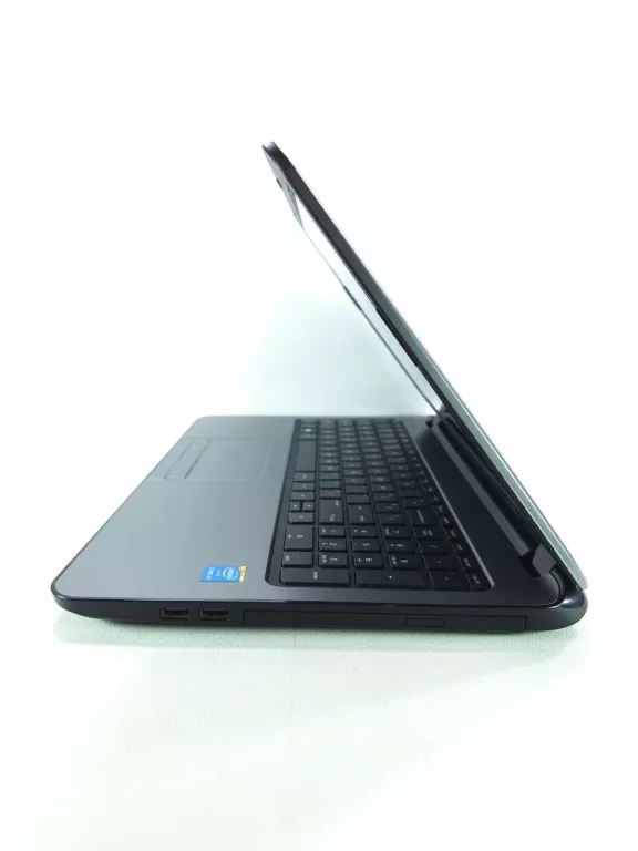 LAPTOP HP 15-R130NW I5/500HDD/4RAM + ZASILACZ