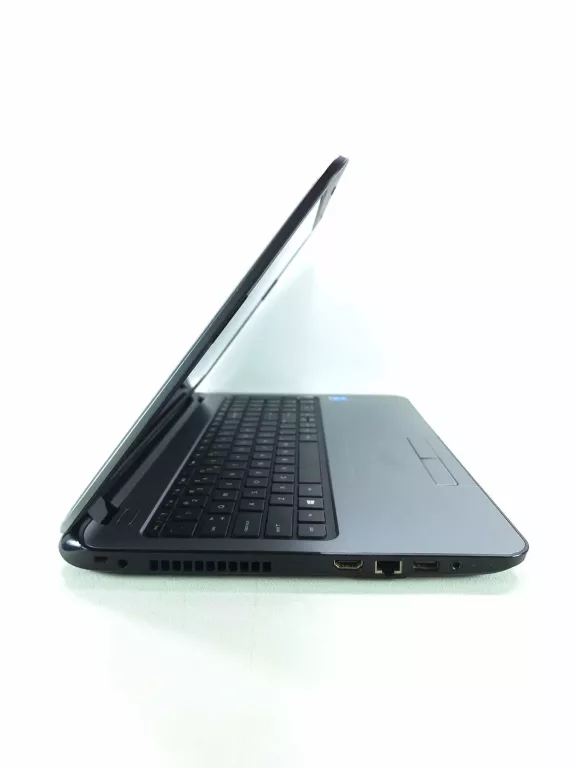 LAPTOP HP 15-R130NW I5/500HDD/4RAM + ZASILACZ