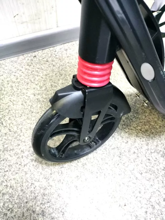 hulajnoga-tradycyjna-indiana-r2-marka-indiana