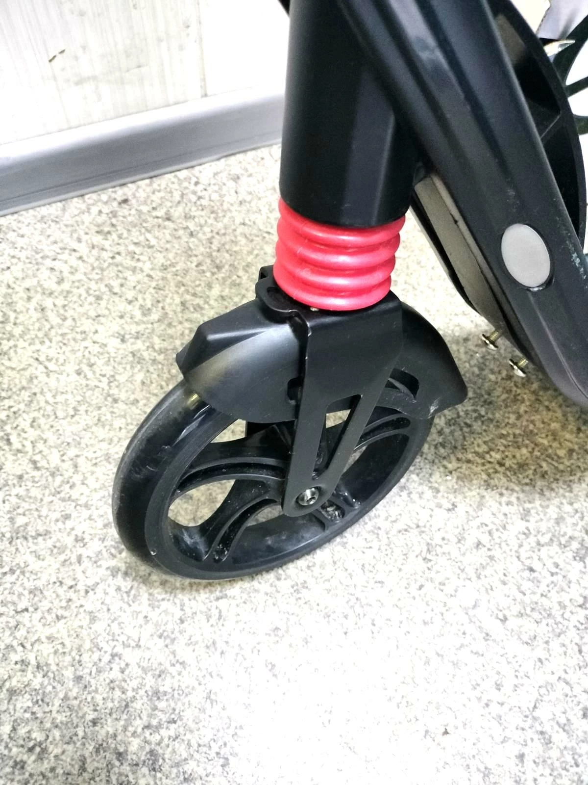 hulajnoga-tradycyjna-indiana-r2-marka-indiana