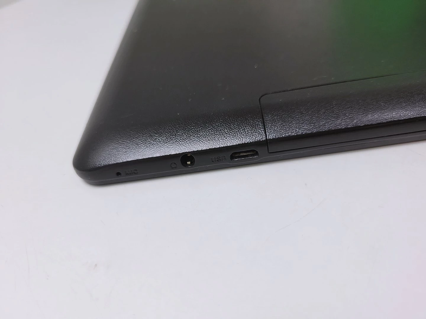 tablet-cavion-base-10-3gr-quad-przekatna-ekranu-1000