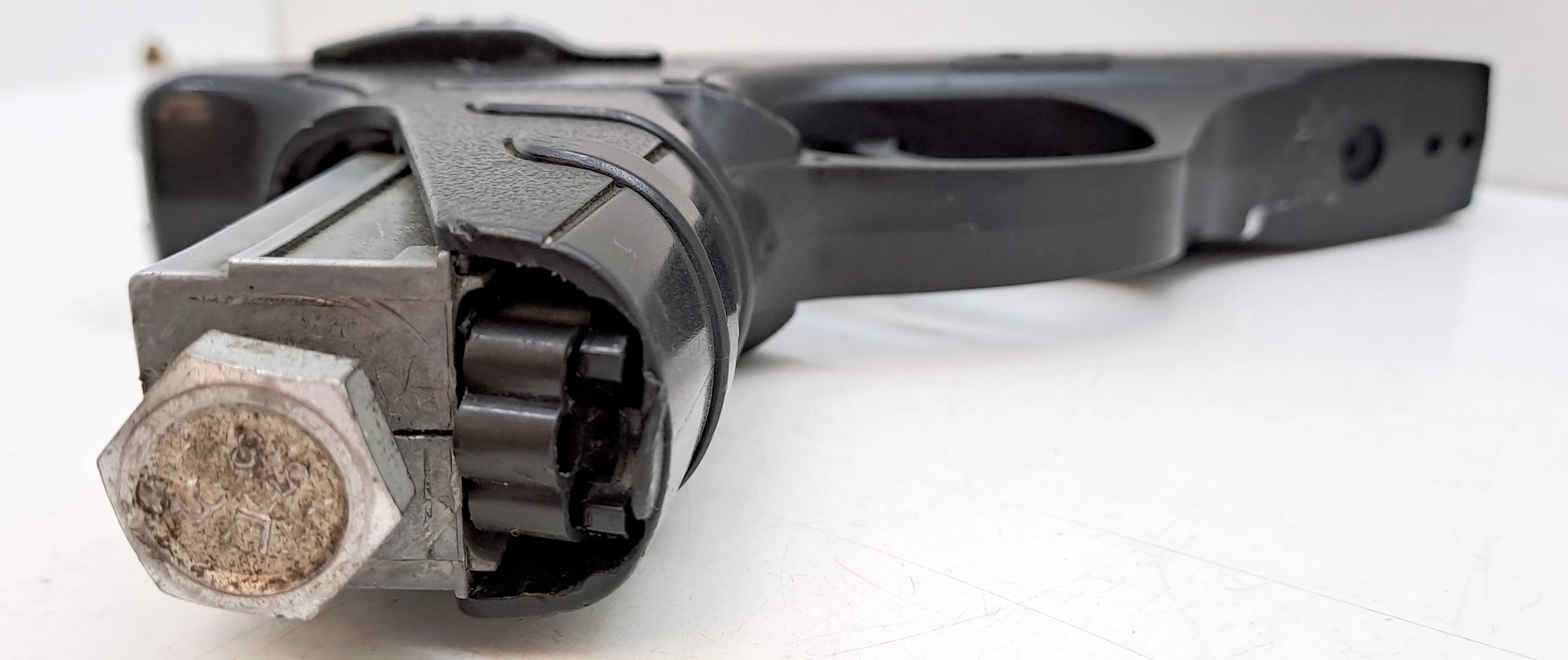 wiatrowka-gamo-p-25-blowback-45-mm-co2-bez-oslonk-stan-uzywany