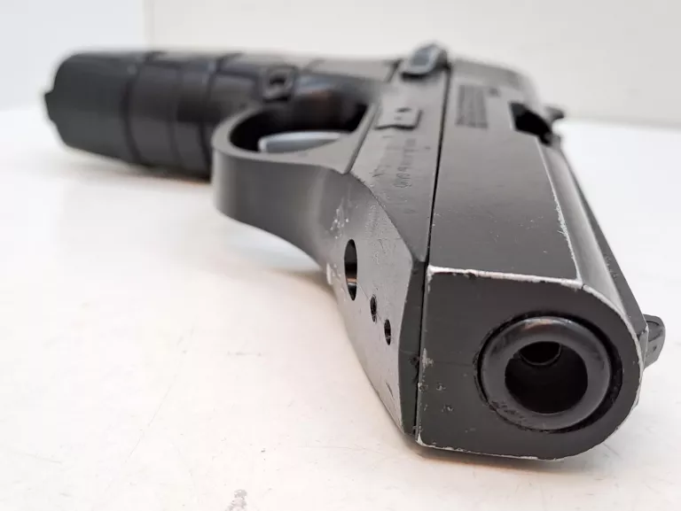 WIATRÓWKA GAMO P-25 BLOWBACK 4,5 MM CO2 BEZ OSŁONK