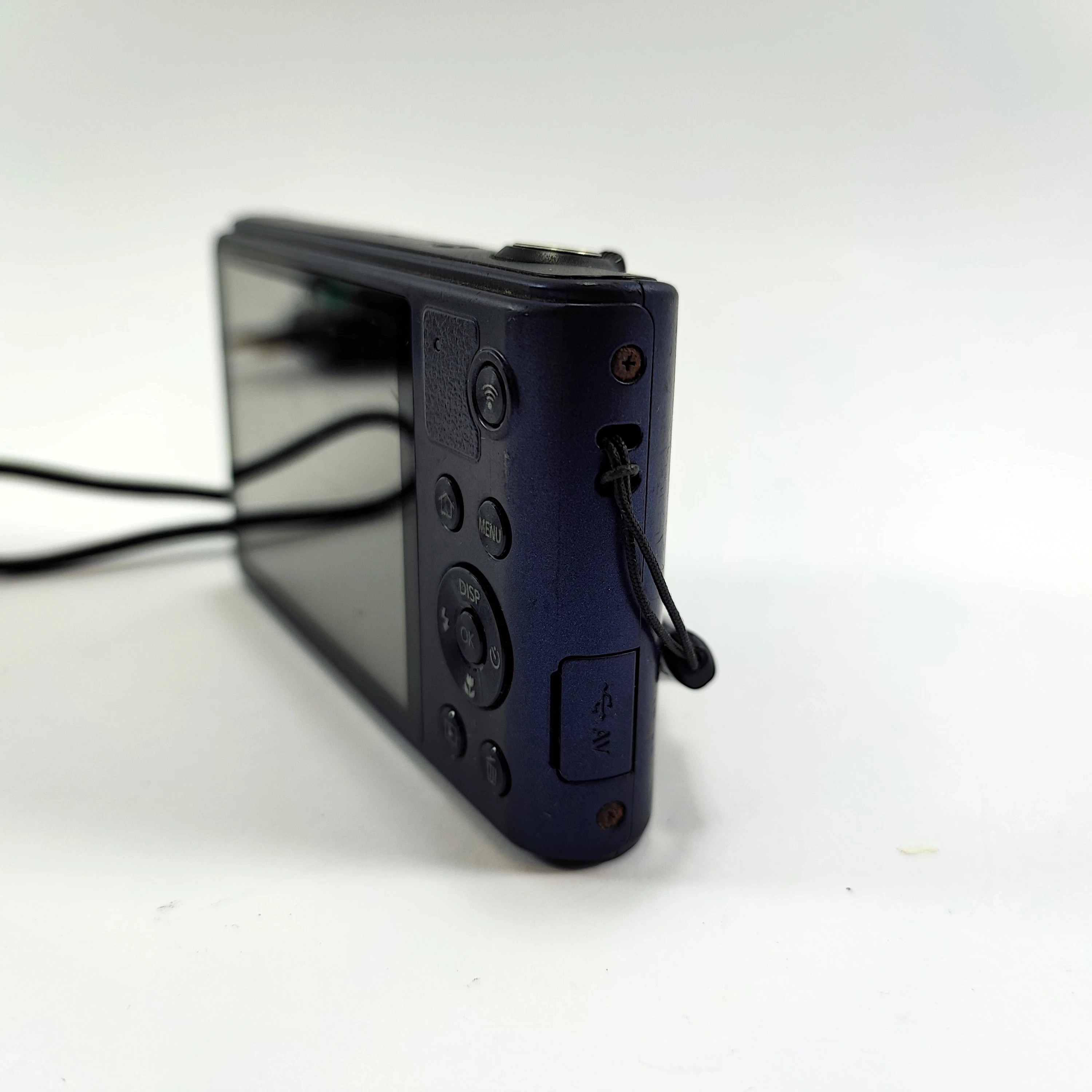 aparat-cyfrowy-samsung-wb30f-zoom-optyczny-10