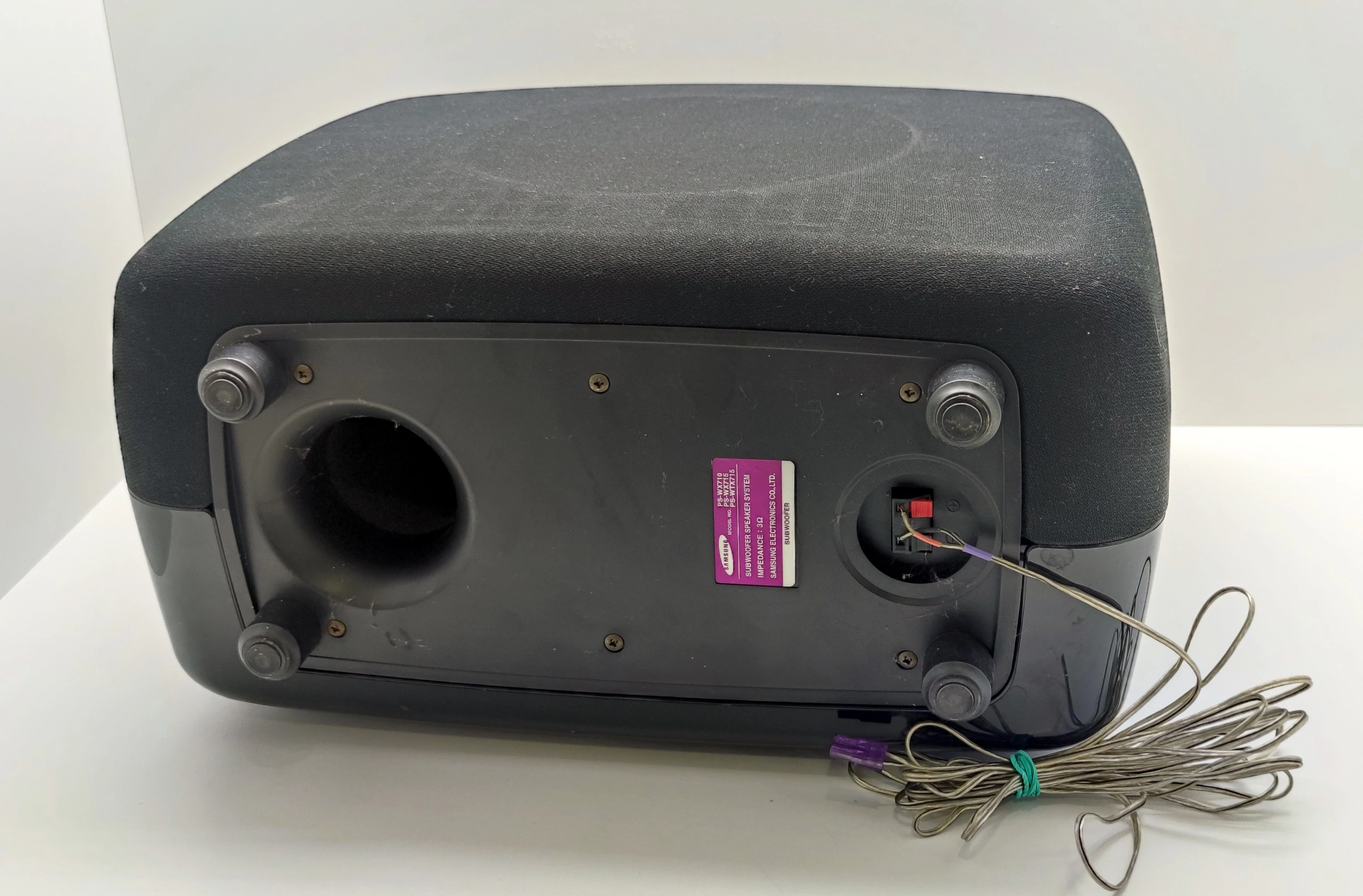 kino-domowe-samsung-ht-x710-21-90w-liczba-kolumn-w-zestawie-3