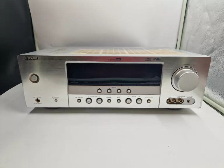 AMPLITUNER YAMAHA HTR-6030