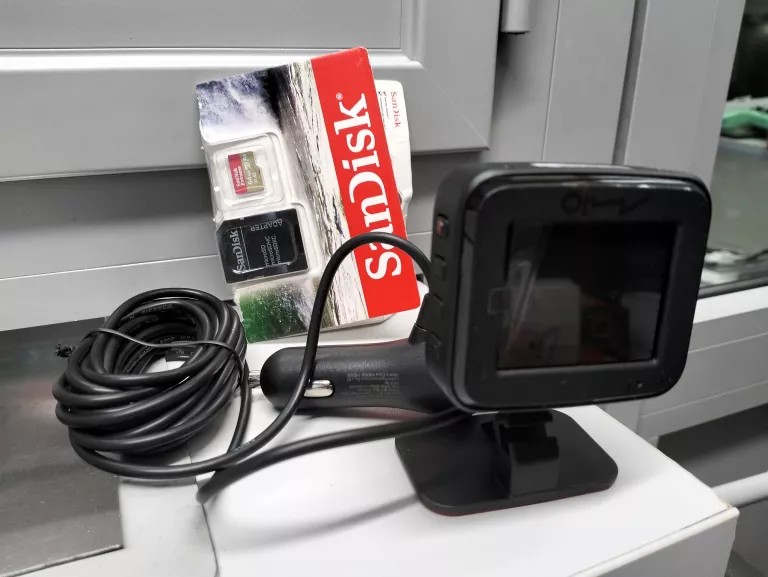 WIDEOREJESTRATOR MIO MIVUE C541 KPL