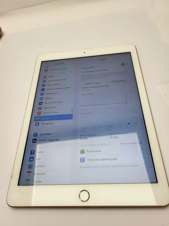 TABLET IPAD (6. GENERACJA) LEKKIE PĘKNIĘCIE 32GB