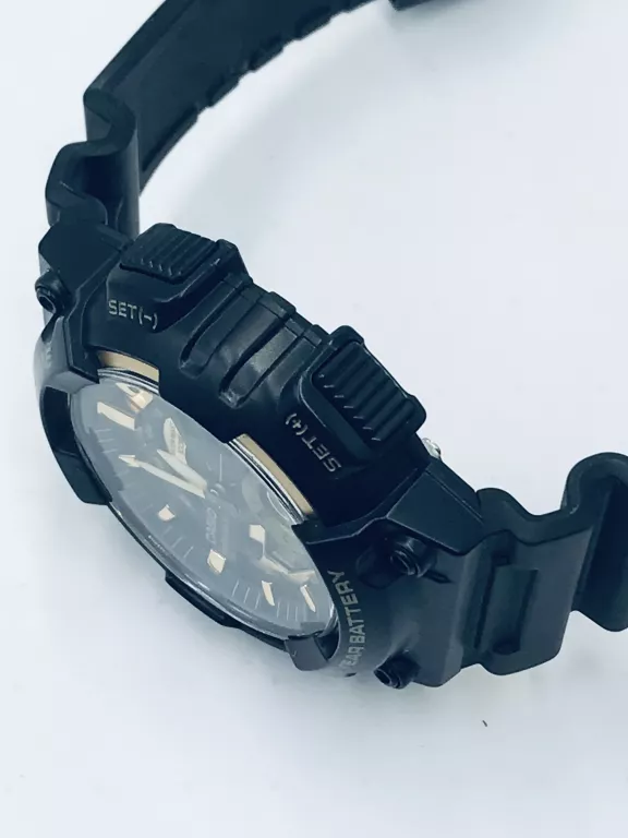 CASIO AEQ-110BW-9AVEF