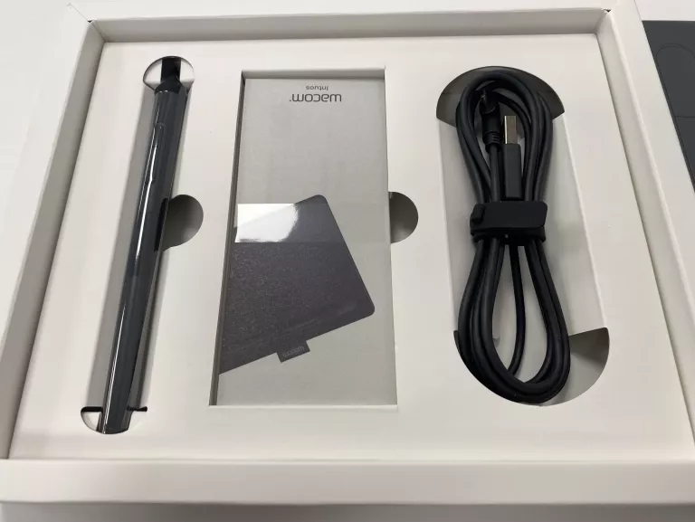 TABLET GRAFICZNY WACOM INTUOS CTL-4100 KPL IDEAŁ