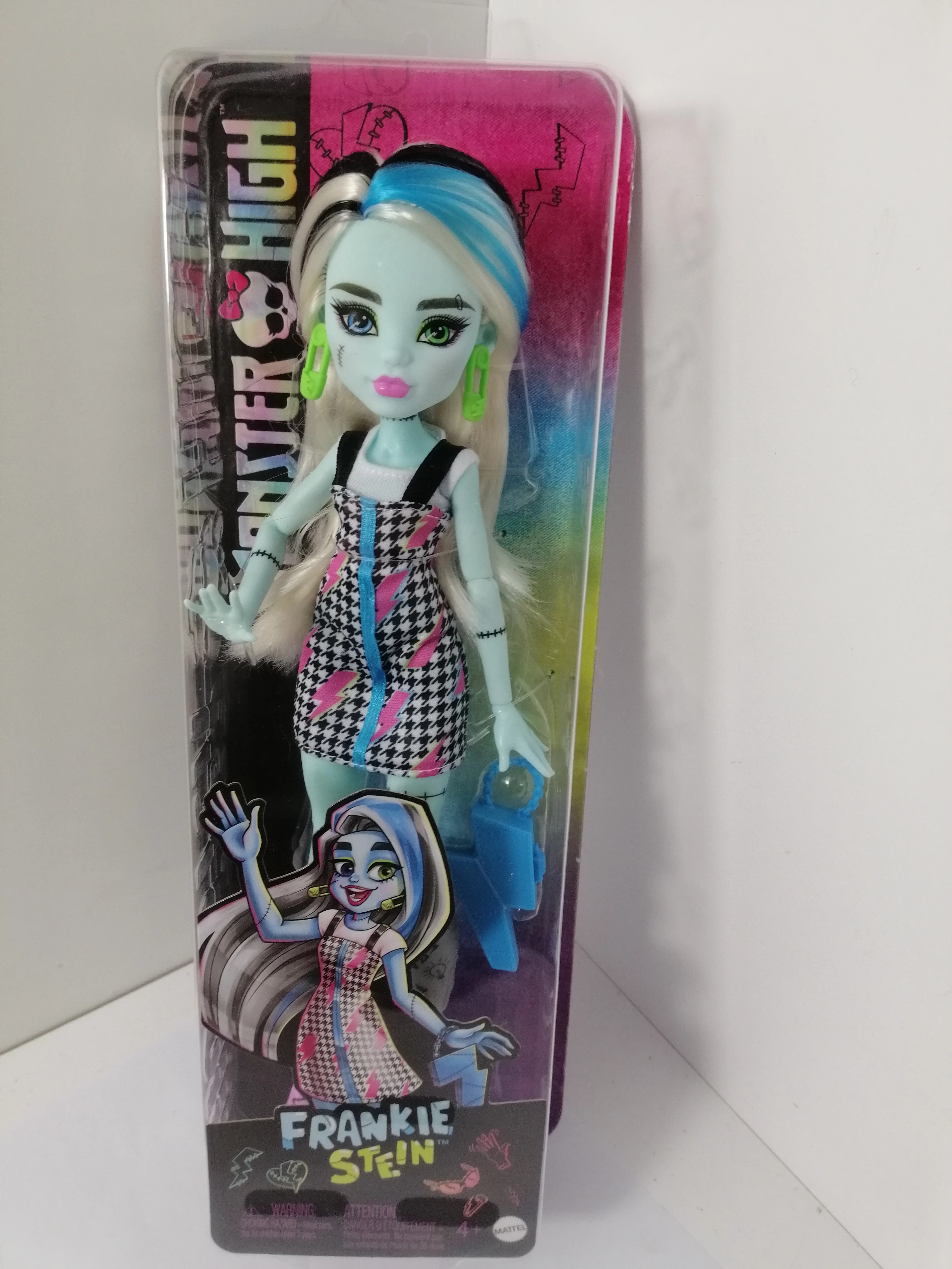 Boneca Monster High 2022 - Frankie Stein Vontageous 29cm - Mattel