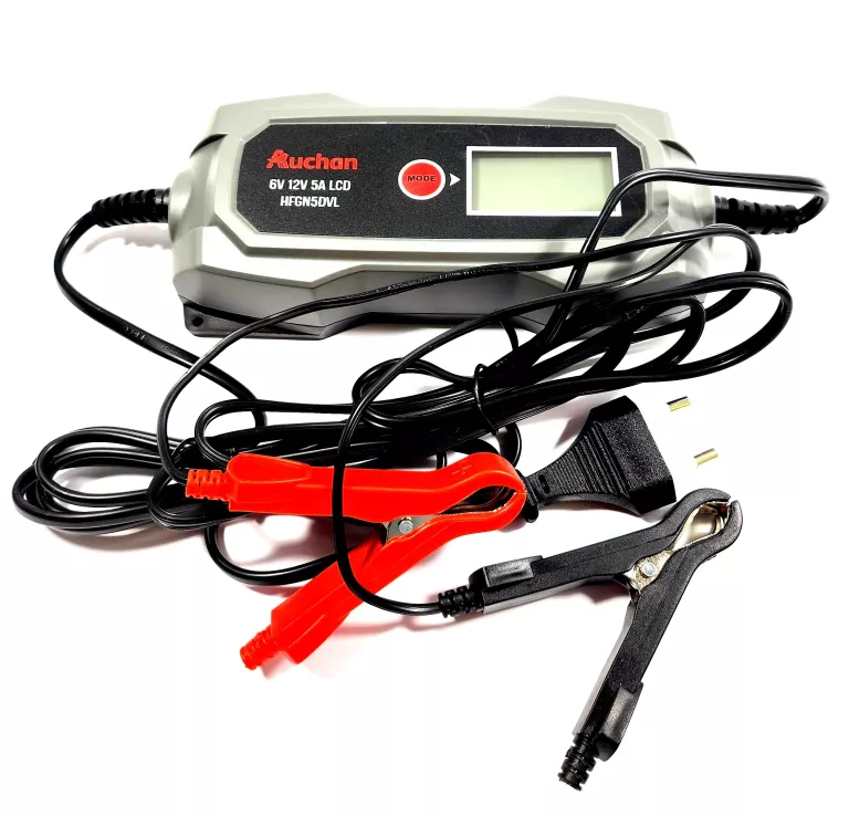 ladowarka-prostownik-auchan-612v-komplet-stan-powystawowy