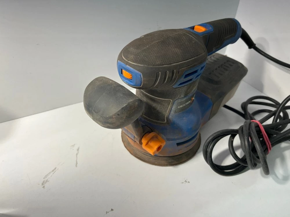 szlifierka-mimosrodowa-dexter-350w-wojska-polskiego-112-swiecie