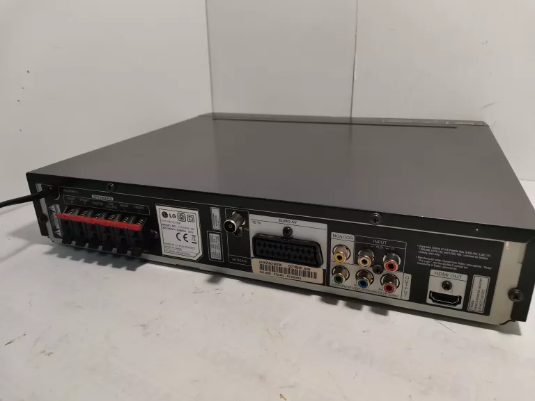 zestaw-kina-domowego-lg-ht304su-kolor-czarny