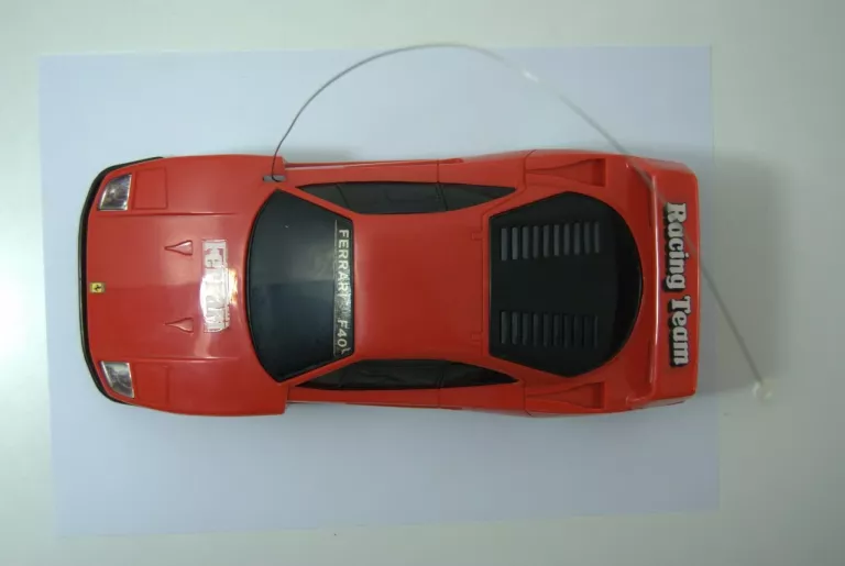 SUNCON FERRARI F40 (LATA '80)