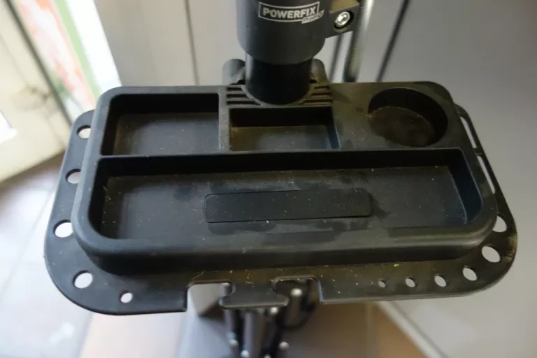 stojak-serwisowy-na-rower-powerfix-liczba-stanowisk-1