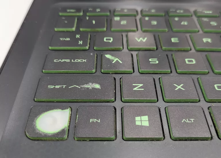 laptop-hp-pavilion-gaming-156-i5-6300hq-8240gb-ssd-gtx-950m-rozdzielczosc-px-1920-x-1080