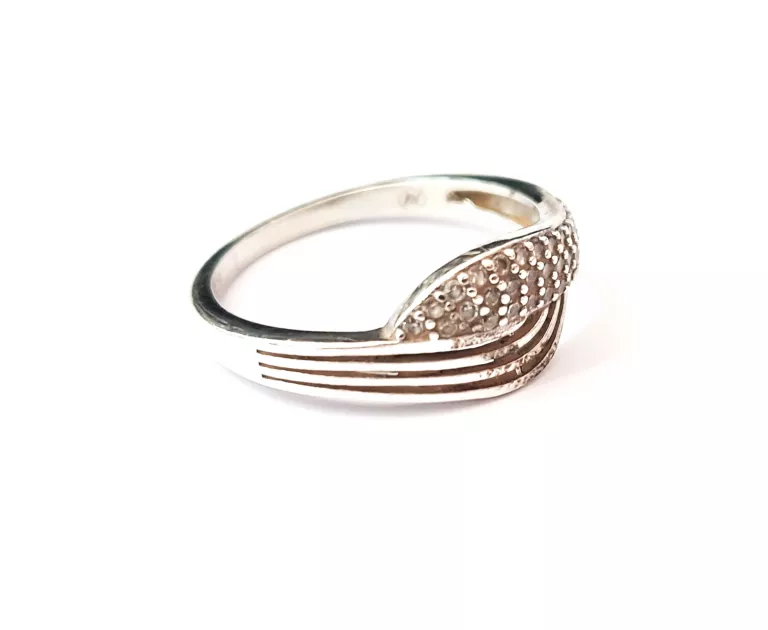 SREBRNY PIERŚCIONEK 925 R-17