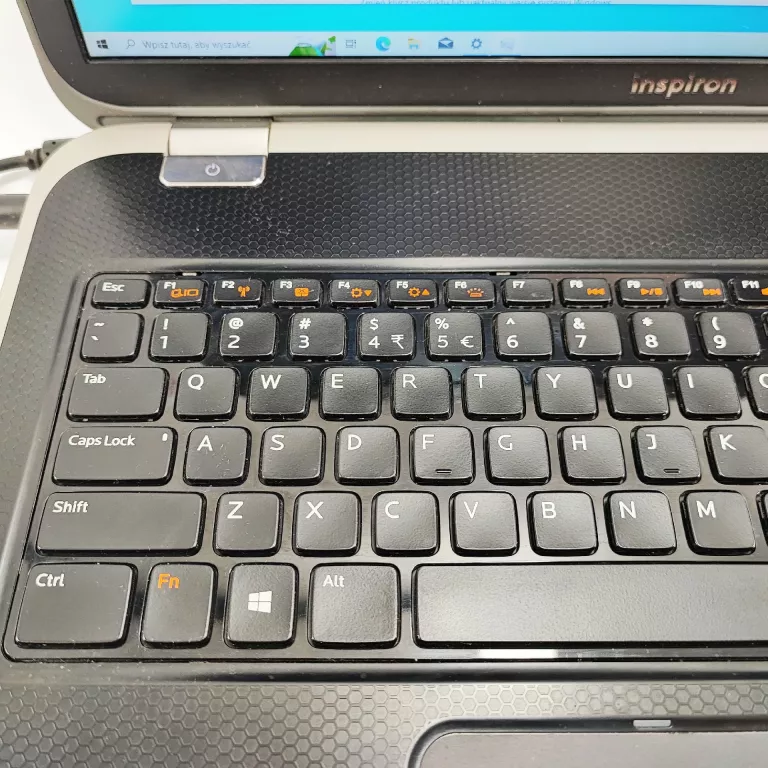 DELL INSPIRION 7720 I7 16 GB RAM 1TB HDD 128 SSD