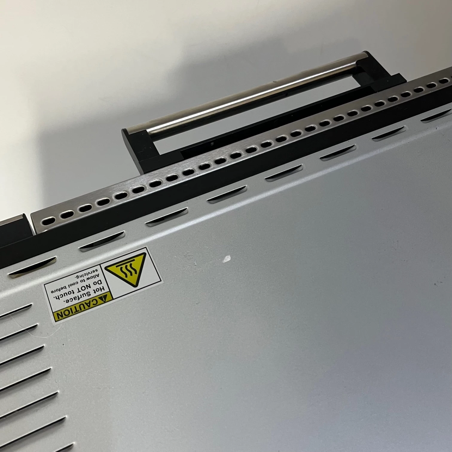 piekarnik-wolnostojacy-cookworks-1500w-kws152r-f2u-opis-pojemnosc-126