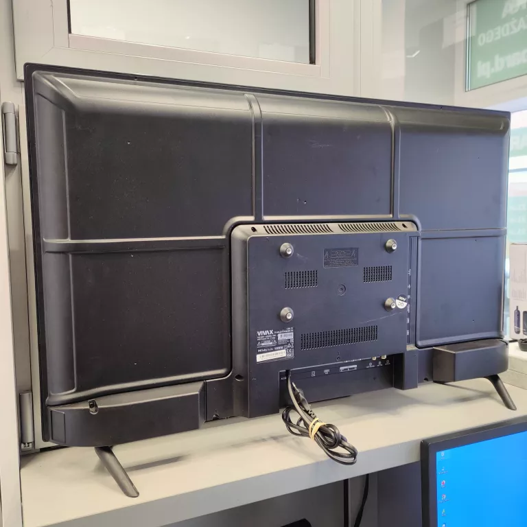 TELEWIZOR VIVAX 40" / SMART TV