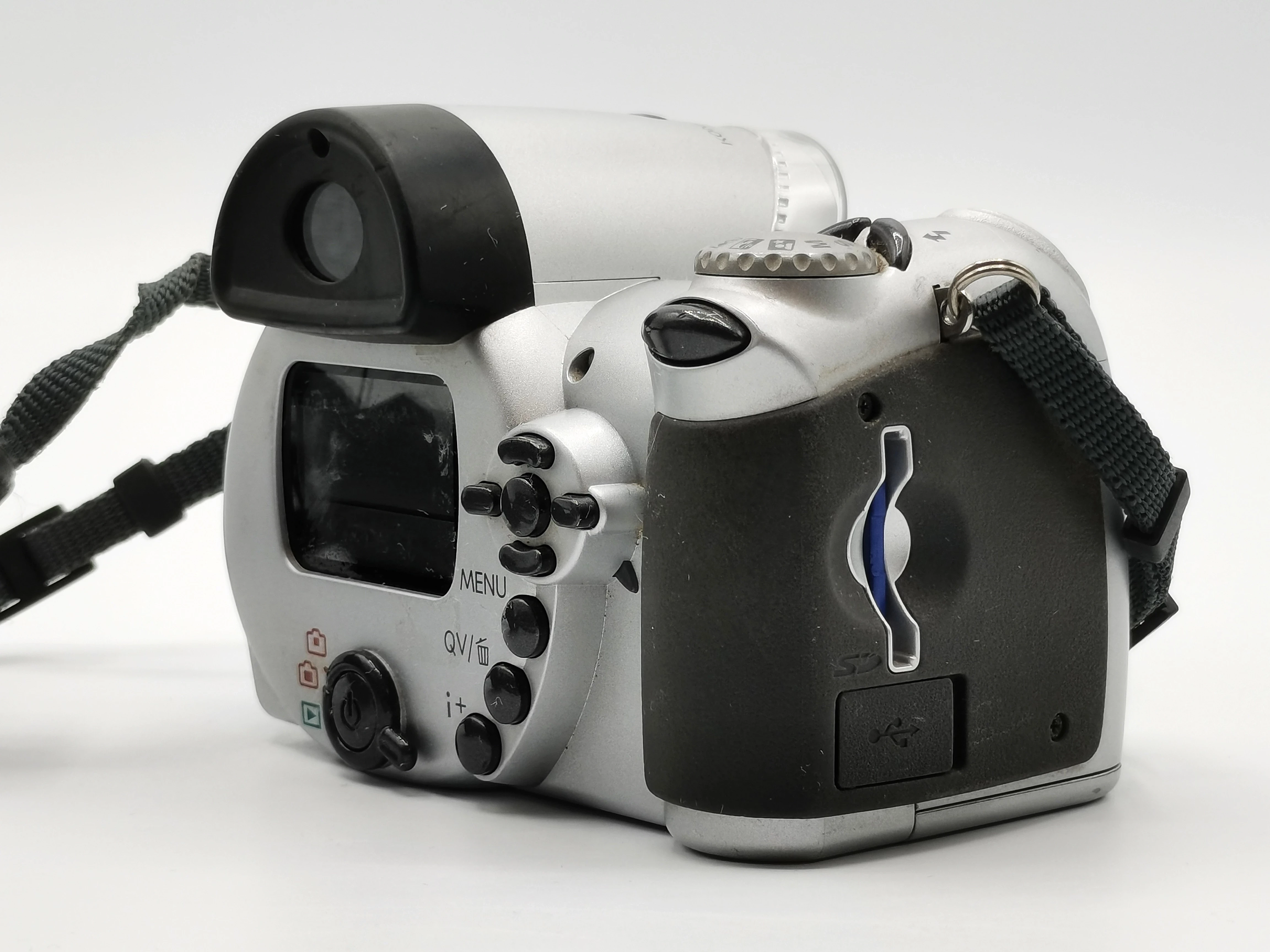 aparat-konica-minolta-dimage-z10-n13656-warto-stabilizacja-brak-stabilizacji