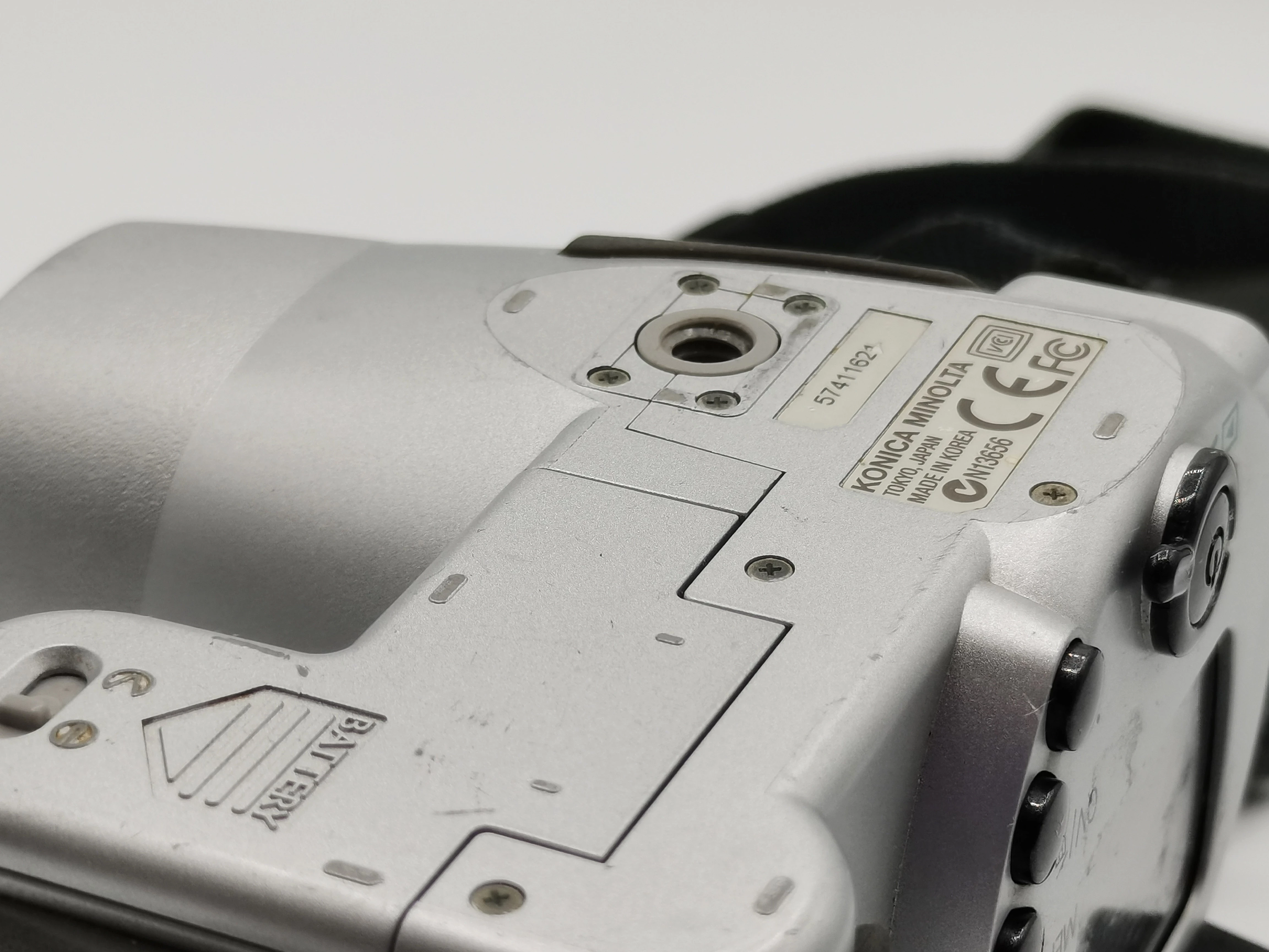 aparat-konica-minolta-dimage-z10-n13656-warto-jakosc-video-480p