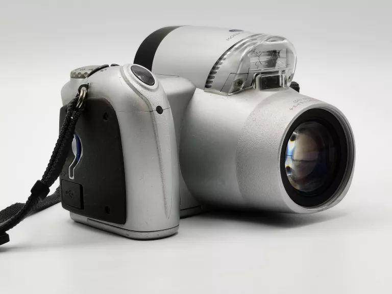 aparat-konica-minolta-dimage-z10-n13656-warto-1-maja-191-bialogard