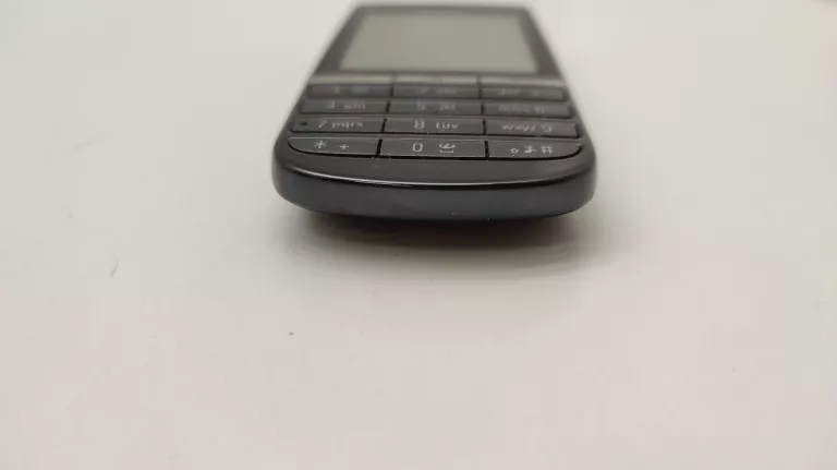 TELEFON NOKIA ASHA 300