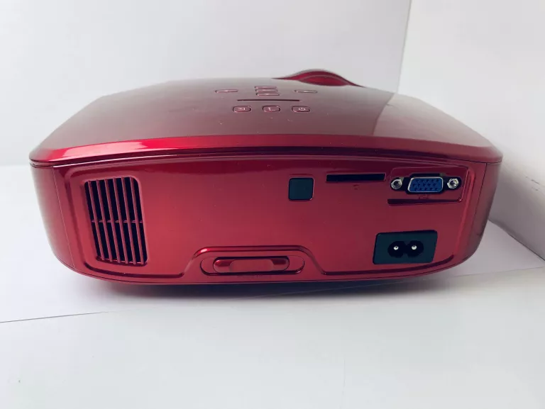 CRENOVA MINI PROJEKTOR