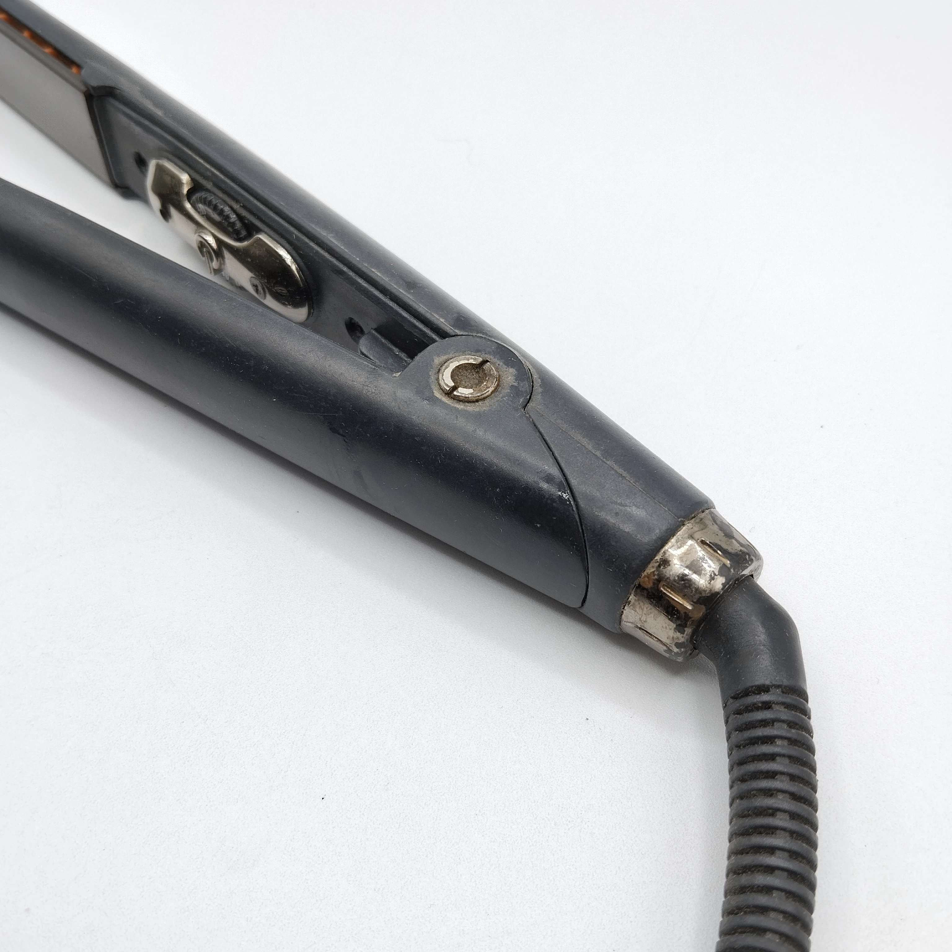 prostownica-goldwell-flat-master-m24-stan-uzywany