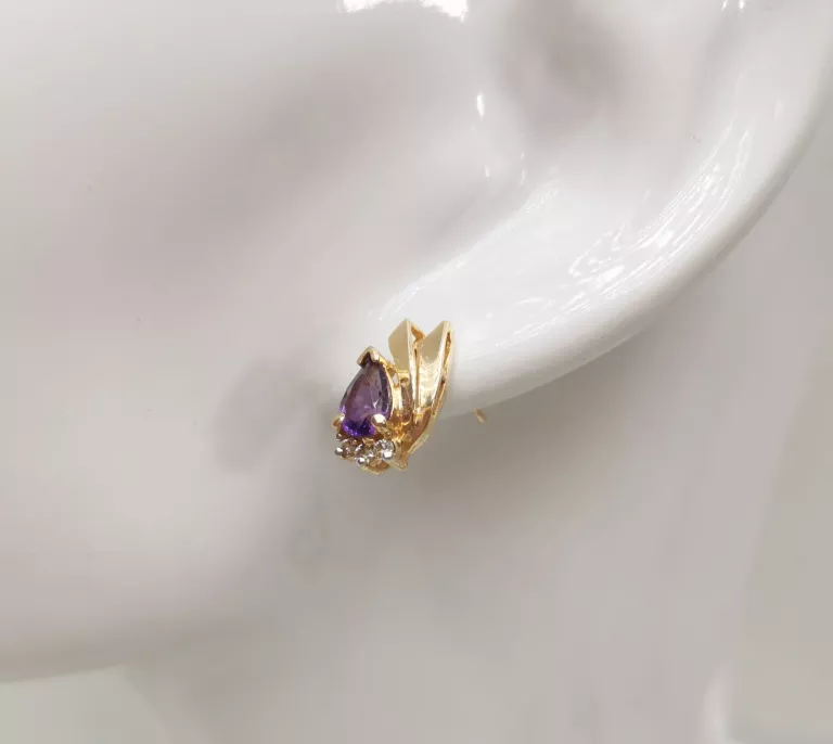 zlote-kolczyki-z-fioletowym-oczkiem-335g585-stan-uzywany