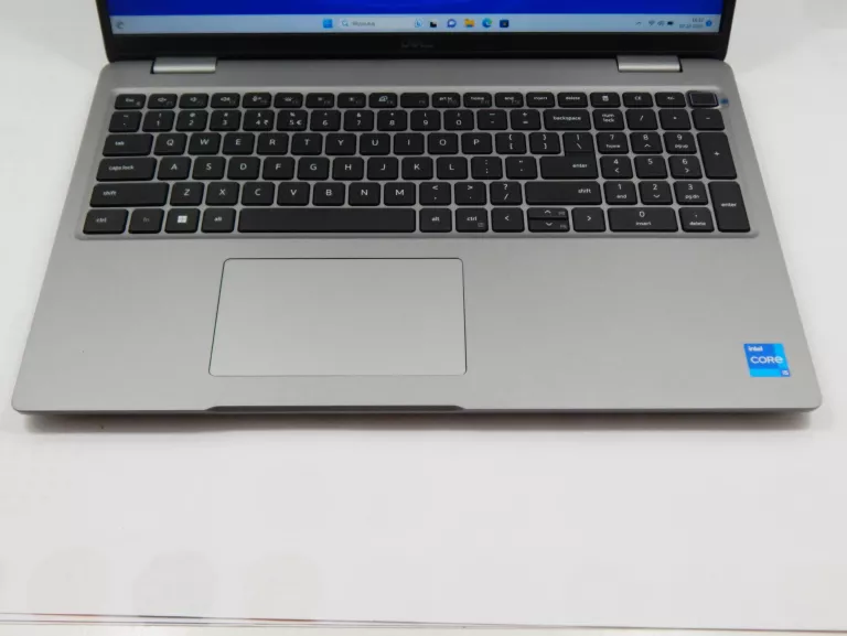 LAPTOP DELL LATITUDE 5540 I5-1335