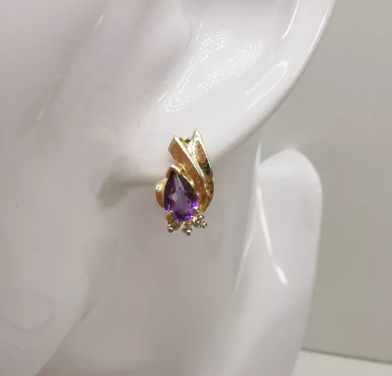 zlote-kolczyki-z-fioletowym-oczkiem-335g585-marka-inna-marka