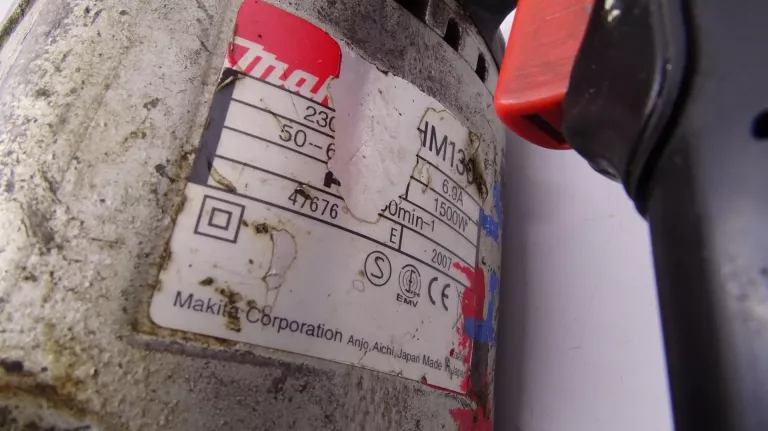 MŁOT WYBURZENIOWY MAKITA HM1304 2007 OPIS