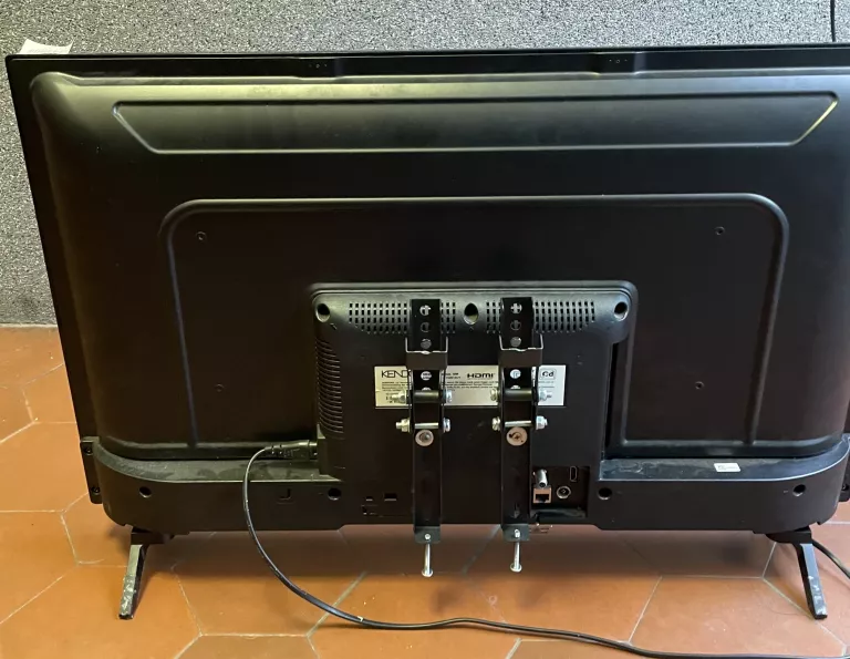 SMART TV KENDO 32LED3221B + PILOT