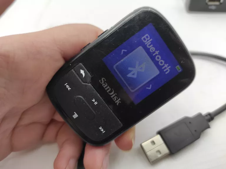 ODTWARZACZ MP3 SANDISK CLIP SPORT PLUS BT 16GB OPIS