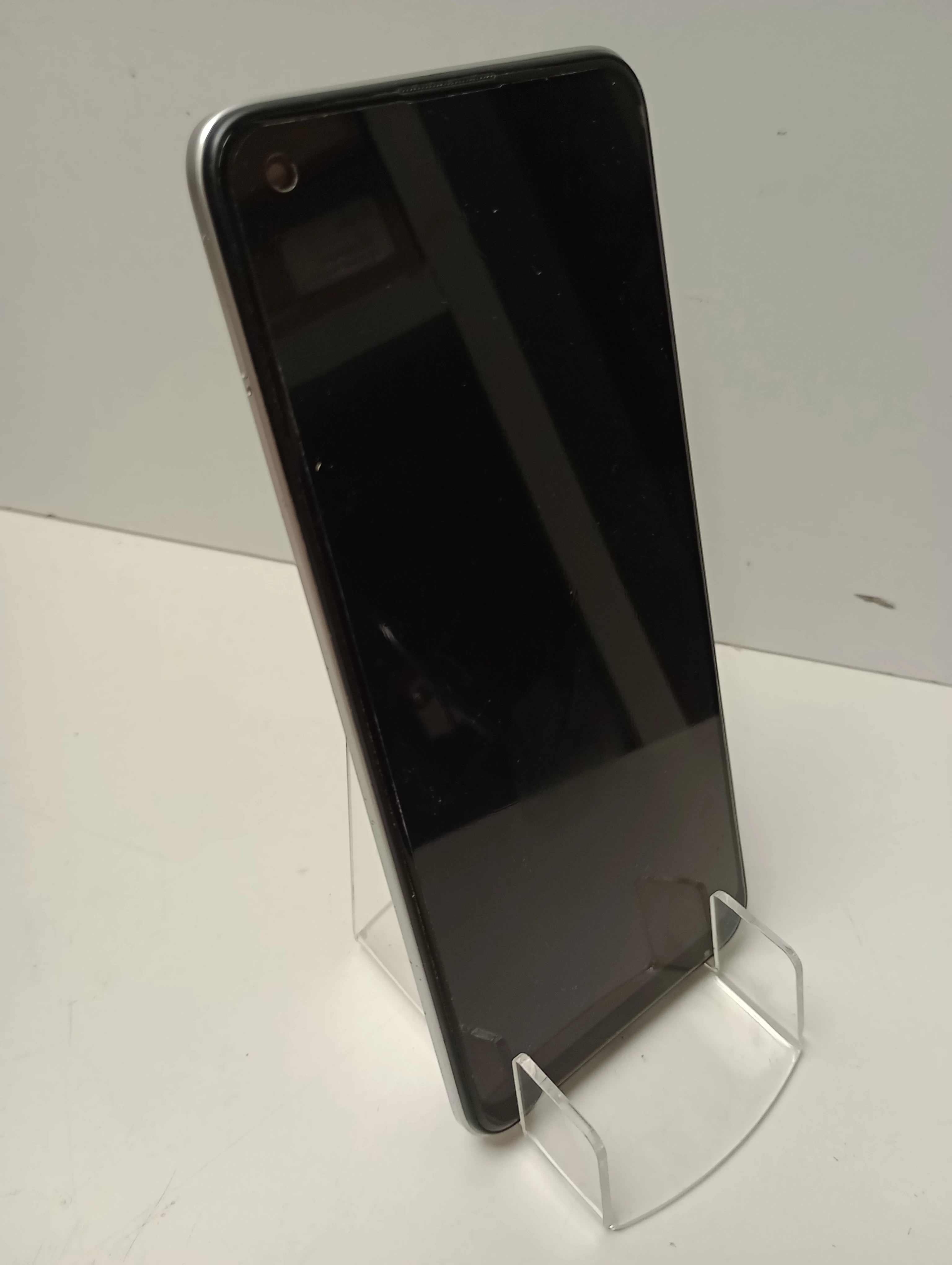 telefon-realme-8-kod-producenta-rmx30858128cs