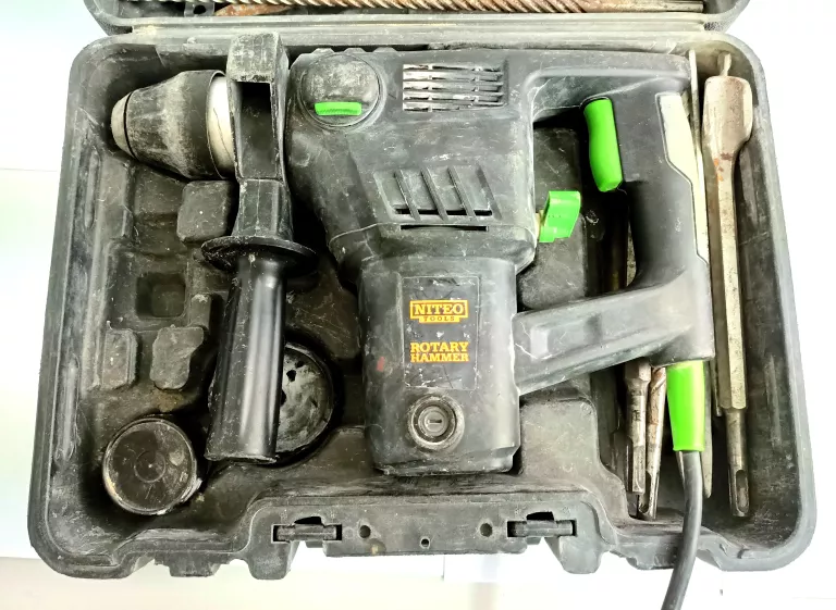 MŁOTOWIERTARKA NITEO TOOLS 900W