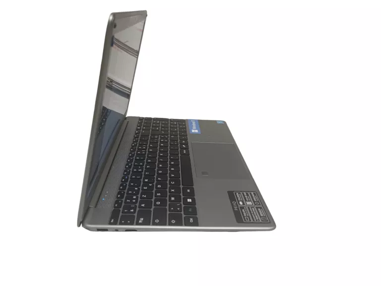 LAPTOP PEAQ C151V + ŁAD