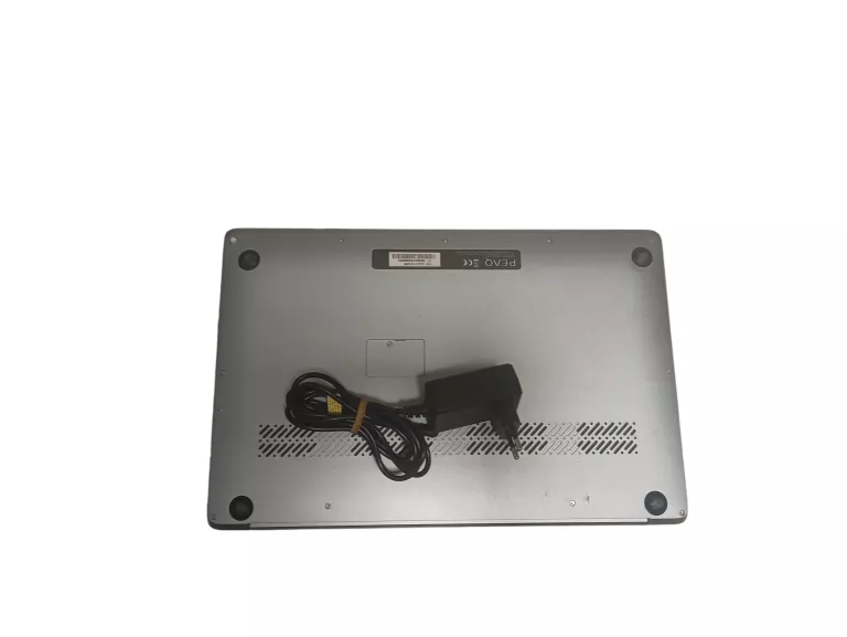 LAPTOP PEAQ C151V + ŁAD