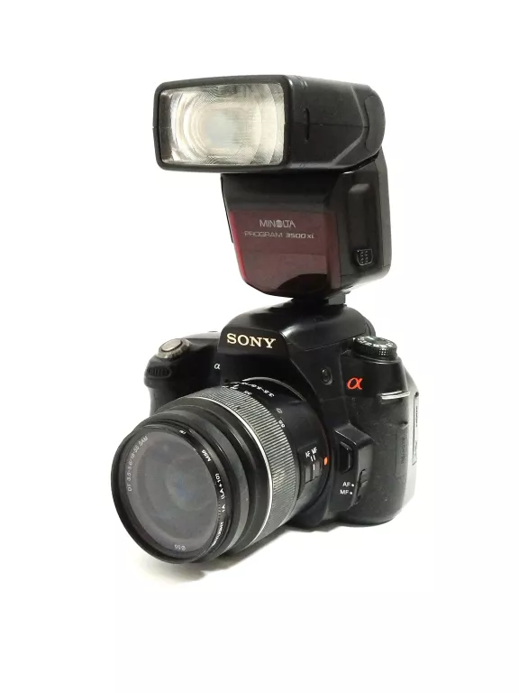 SONY DSLR-A450 / 18-55 MM / 28-105 MM / LAMPA / NISKI PRZEBIEG