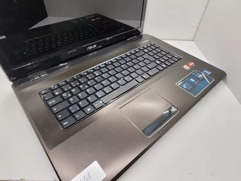 LAPTOP ASUS X72D SERIES NIE WŁĄCZA SIĘ!